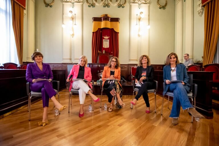 Mari Carmen Roldán Marcos presenta en Albacete su novela ‘Canciones Robadas’
