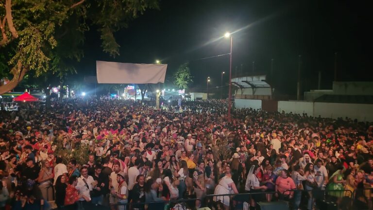 El Carnaval de Verano se consolida como una de las fiestas más multitudinarias del año en Miguelturra