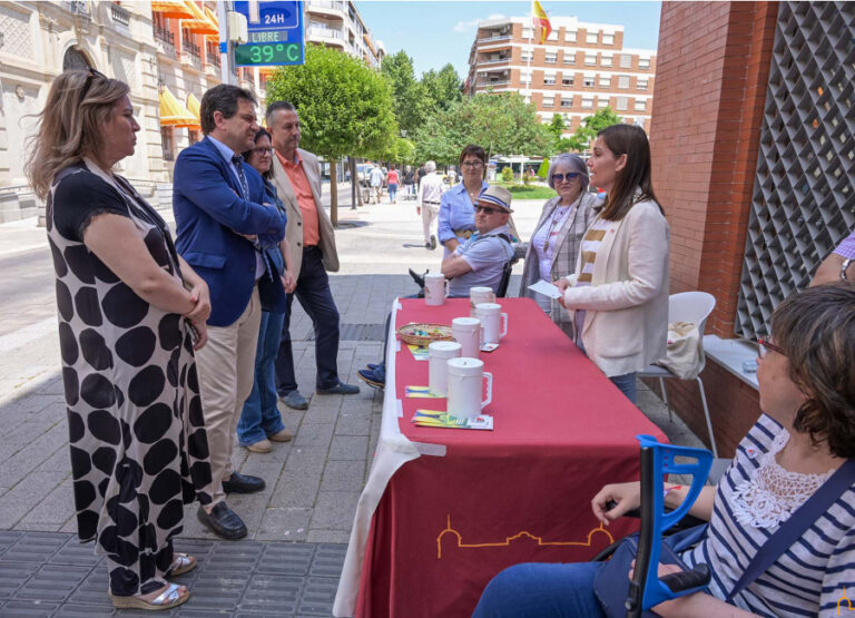 La Diputación de Ciudad Real colabora con la cuestación de la Asociación de Esclerosis Múltiple de Ciudad Real