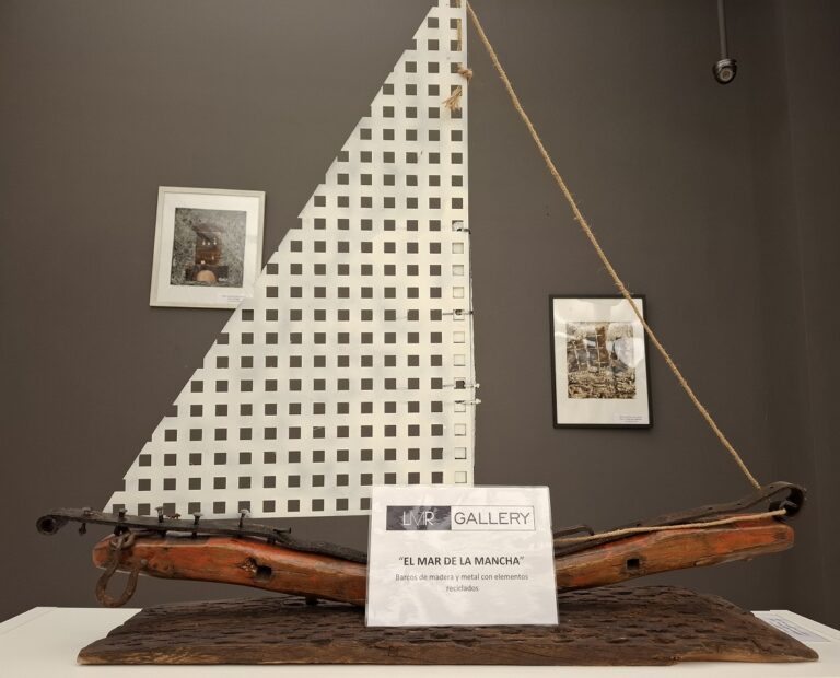Puertollano: Luis Manuel Ruiz abrirá el viernes su exposición de pintura y escultura «El hombre en las nubes» en el García Rodero