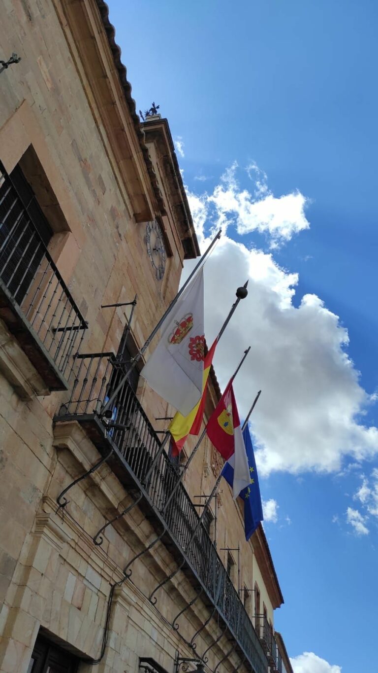 El Ayuntamiento de Almagro ha decretado dos días de luto oficial por el exalcalde Antonio García Rivero