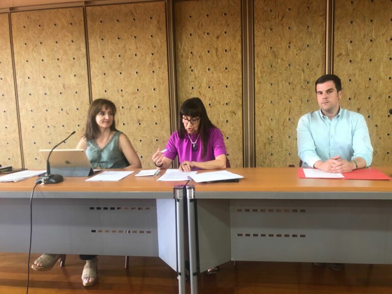 La APCR aprueba cuota reducida para favorecer la entrada de periodistas jóvenes