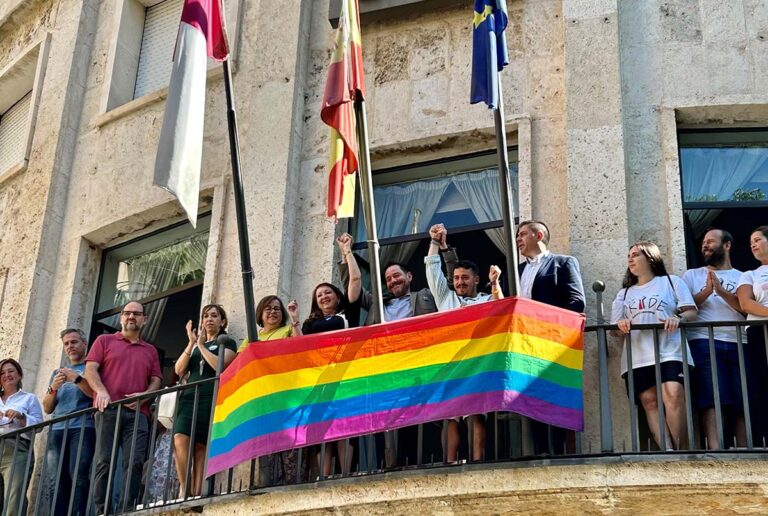 El viaje del colectivo LGTBIQ+ en España: voces valientes rompiendo barreras