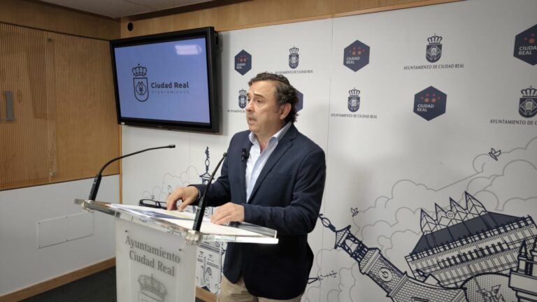 El Ayuntamiento de Ciudad Real pone en marcha una campaña especial de baldeos