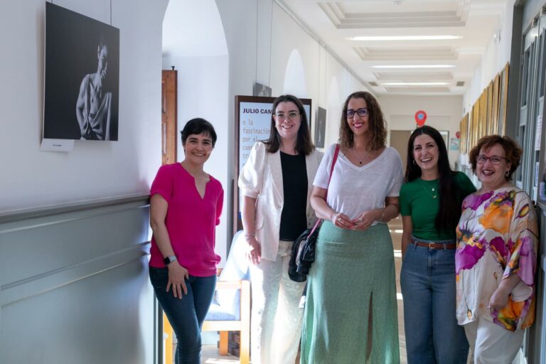 El Gobierno de Castilla-La Mancha reconoce la labor de las asociaciones de mujeres en la lucha contra el cáncer de mama