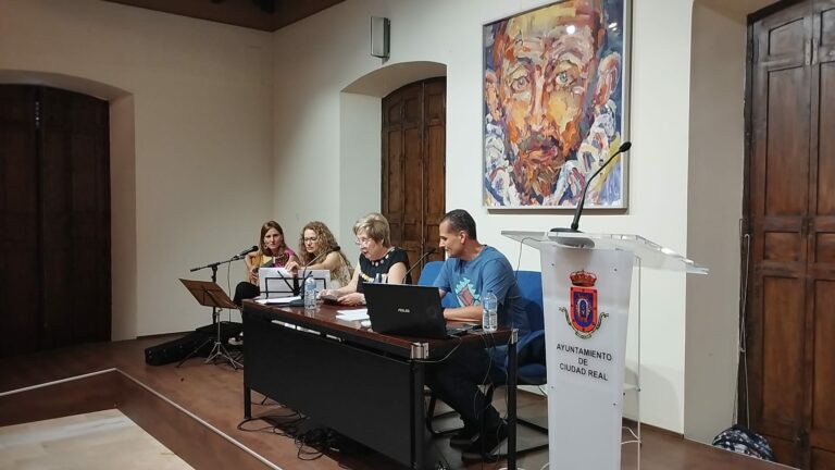 Julián García Gallego presenta «Pasó el tiempo y no me di cuenta»