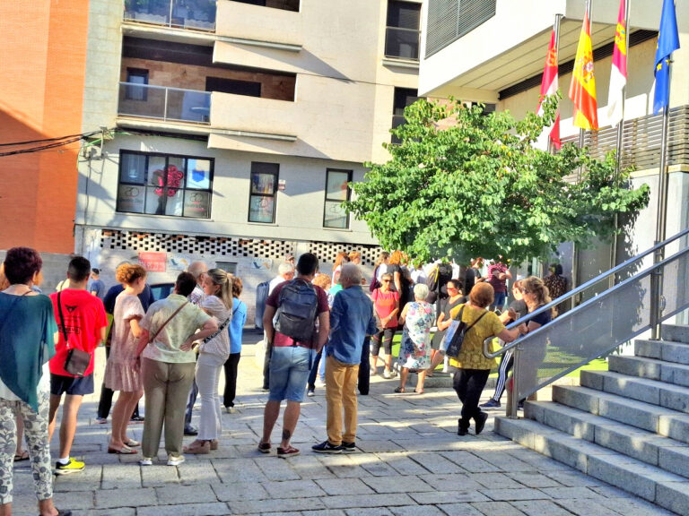 El Patronato de Deportes de Puertollano abre la inscripción de 632 plazas de cursos de verano de natación y tenis