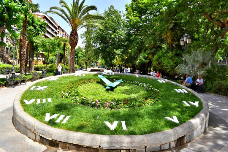 Puertollano: Restaurado y renovado el minutero y la maquinaria del Reloj de Flores