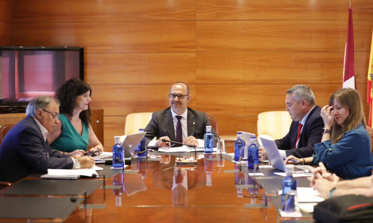 La propuesta de nuevo Estatuto de Autonomía inicia su tramitación en las Cortes de Castilla-La Mancha