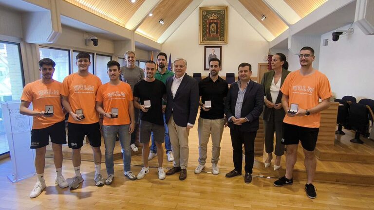 El alcalde de Ciudad Real recibe a los medallistas del Campeonato de España Universitario