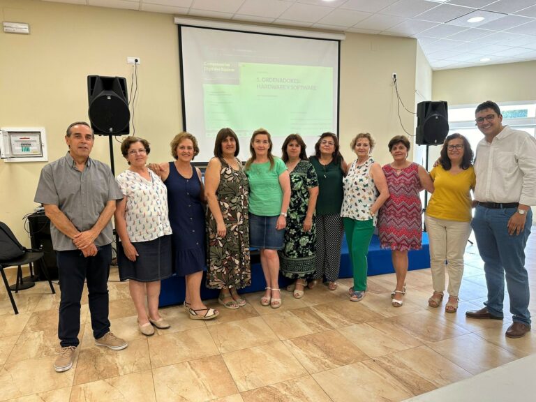El Gobierno de García-Page promueve el aprendizaje en nuevas tecnologías a más de 140 personas mayores de 55 años de Ciudad Real