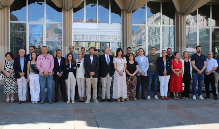 Blanca Fernández alerta de los discursos negacionistas y hace una llamada a la unidad “para atajar el horror de la violencia machista que sufren miles de mujeres”