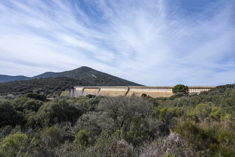 La CHG destina más de 370.000 euros a mejorar el control de la presa de Torre de Abraham