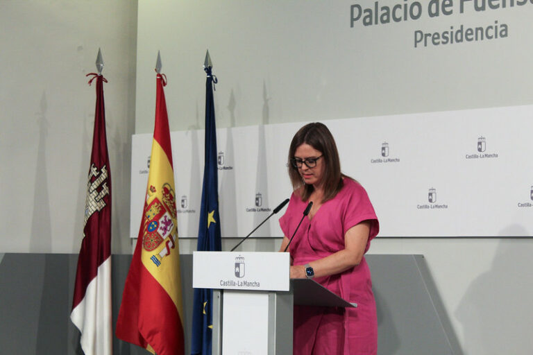 El Gobierno de García-Page amplía las cuantías de las ayudas de orfandad por violencia de género desde los 4.000 hasta los 7.200 euros
