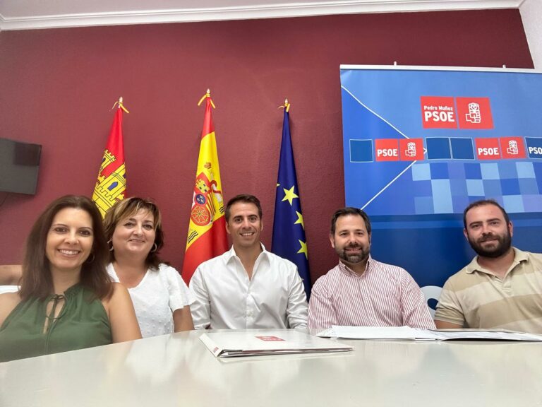 El PSOE aplaude la «apuesta por el municipalismo del Gobierno de España», que transferirá a Pedro Muñoz más de 400.000 euros