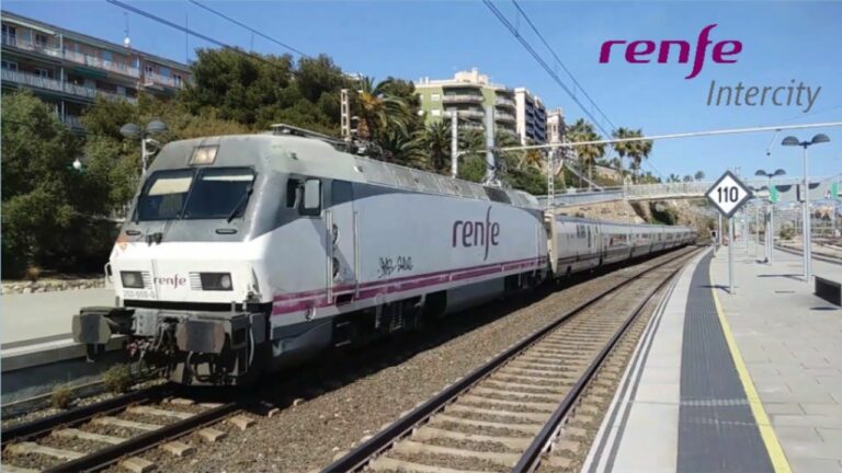 Un revisor del Intercity a Cartagena, indigno empleado de Renfe