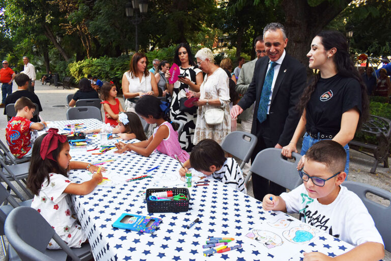 Puertollano reconoce el esfuerzo y sacrificio de sus abuelos