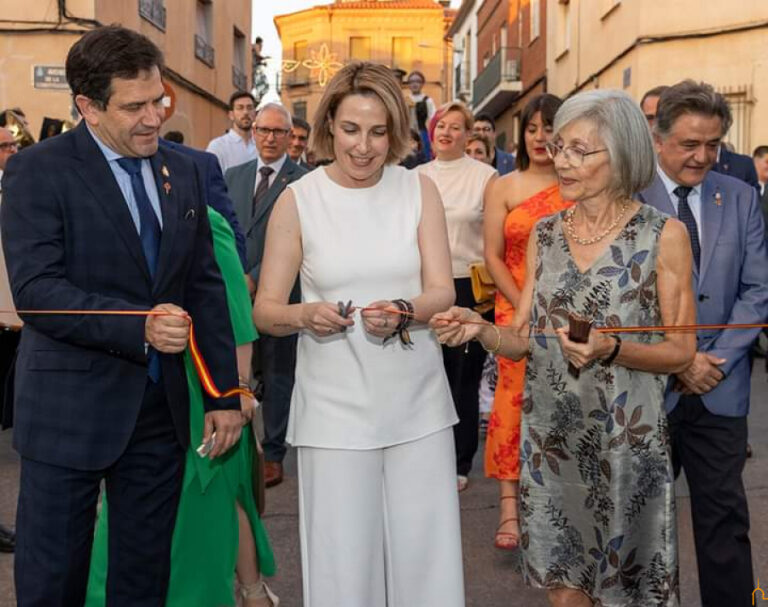 Valverde: “Desde la Diputación apoyamos el carácter emprendedor de La Solana para que siga progresando y mejorando”