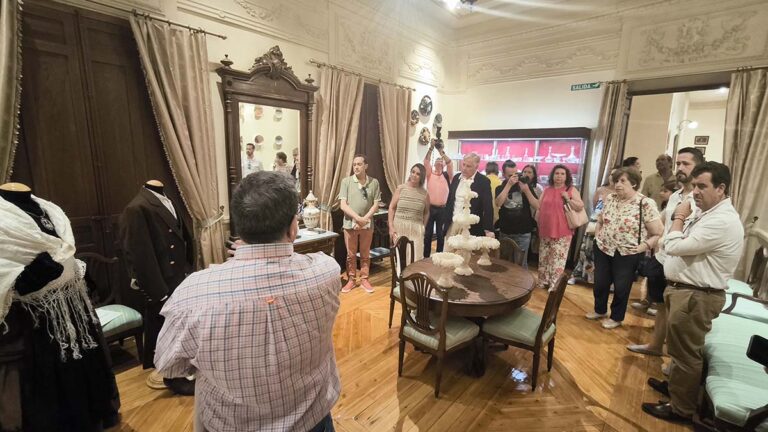 Ciudad Real: Una conferencia y una exposición en el Museo Elisa Cendrero descubre detalles de la Pandorga