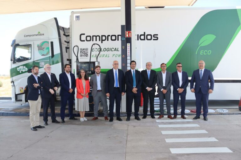 Repsol alcanza las 350 estaciones de servicio en la Península con combustible 100% renovable