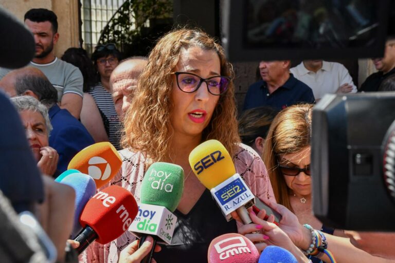 El Gobierno de Castilla-La Mancha apela a la unión política y social frente a la violencia machista como expresión más dramática de la desigualdad