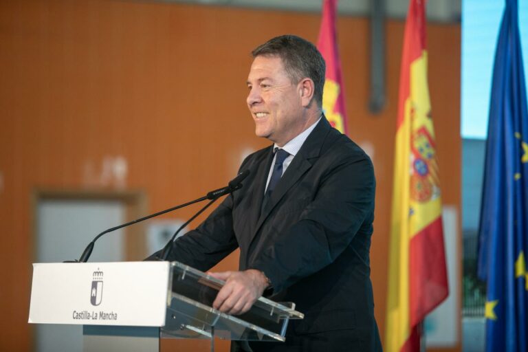 El presidente García-Page se muestra dispuesto a usar cualquier instrumento para defender la igualdad y una financiación justa