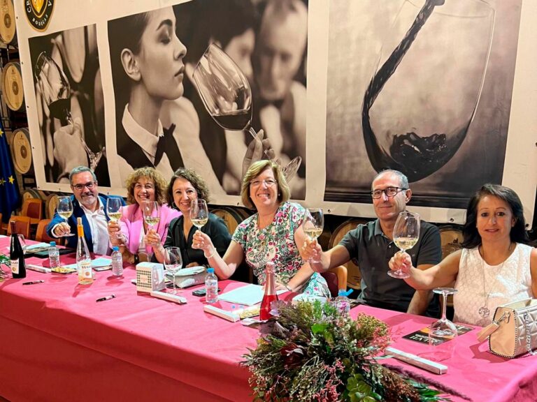 El Gobierno regional asiste al Concurso Nacional de Catadores de Vino de Bodegas Cristo de la Vega