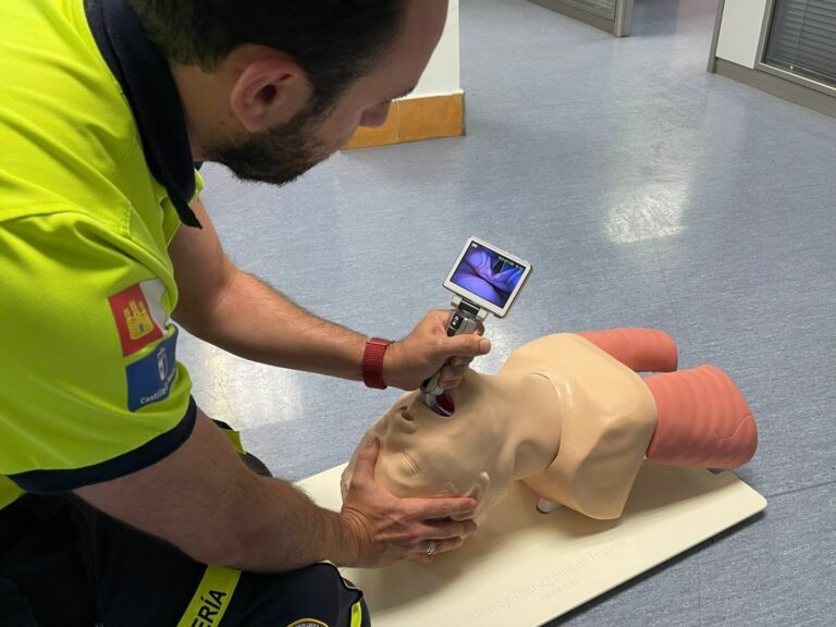 El Sescam incorpora videolaringoscopios en sus Unidades de Soporte Vital Avanzado