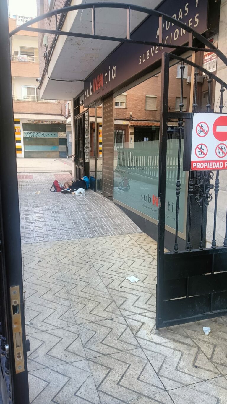 La Pandorga, un “infierno” para los vecinos del pasaje General Rey, que iniciarán obras en septiembre para cerrar el paso a la zona