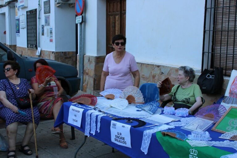 Las asociaciones de Fuencaliente se encuentran en la segunda feria del asociacionismo que promueve el Ayuntamiento