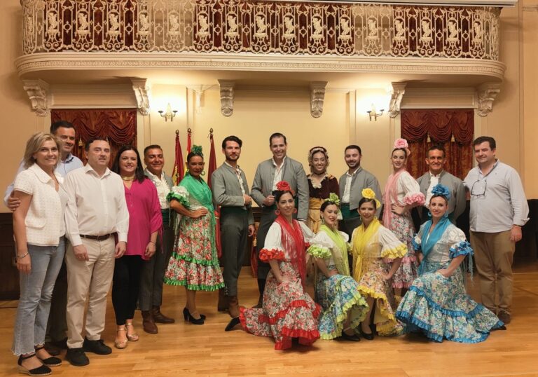 El Ayuntamiento de Ciudad Real da la bienvenida a los participantes de la 45 edición del Festival Nacional de la Seguidilla