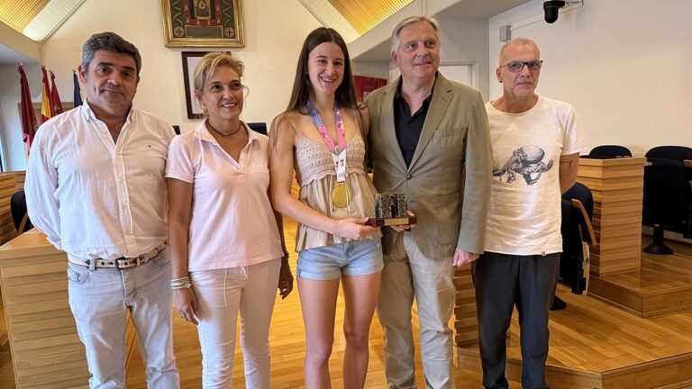 Ciudad Real rinde homenaje a Celia García, campeona del mundo de balonmano