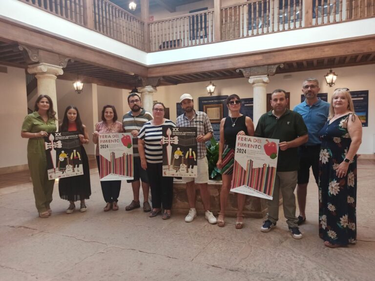 Se presentan los carteles de la XX Feria del Pimiento y las XIX Jornadas Nacionales de Folclore