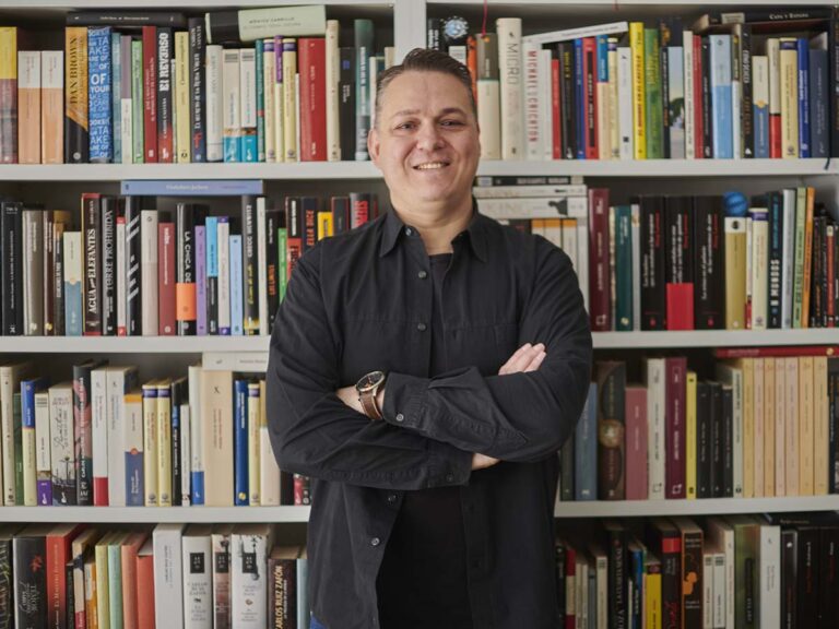 El escritor puertollanense Ramón Aguirre consigue el segundo premio de poesía en Argamasilla de Calatrava