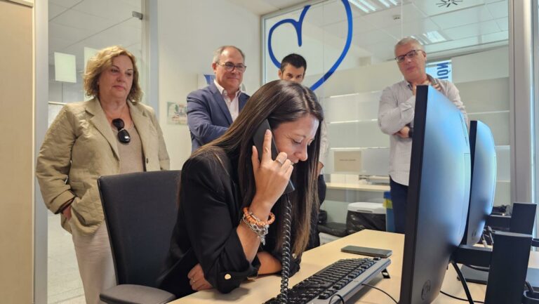 El Gobierno regional mantiene las recomendaciones ante las altas temperaturas para las personas mayores a través del Servicio Público de Teleasistencia