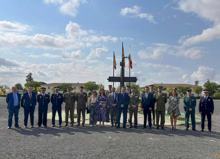 Valverde felicita a la USAC de la Base de Almagro con motivo de su 36 aniversario “por su servicio a España”