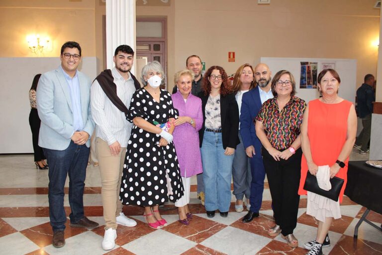 El Gobierno de Castilla-La Mancha destaca el trabajo que realiza la asociación SFC-SQM por visibilizar la Sensibilidad Química Múltiple