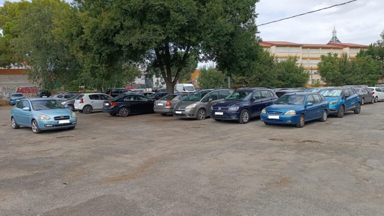 El Ayuntamiento de Ciudad Real rehabilitará el aparcamiento disuasorio del Parque de Gasset y mejorará el «eje verde» hacia La Atalaya