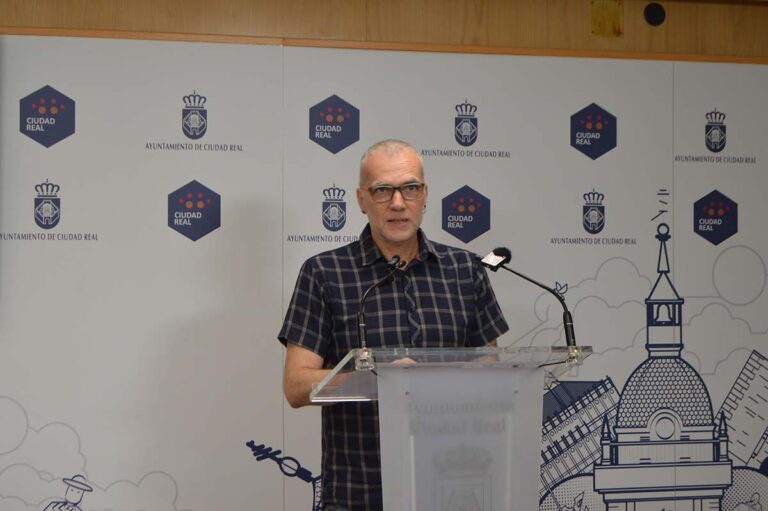 El PSOE acusa a PP y Vox de «abandonar» a los colectivos culturales de Ciudad Real