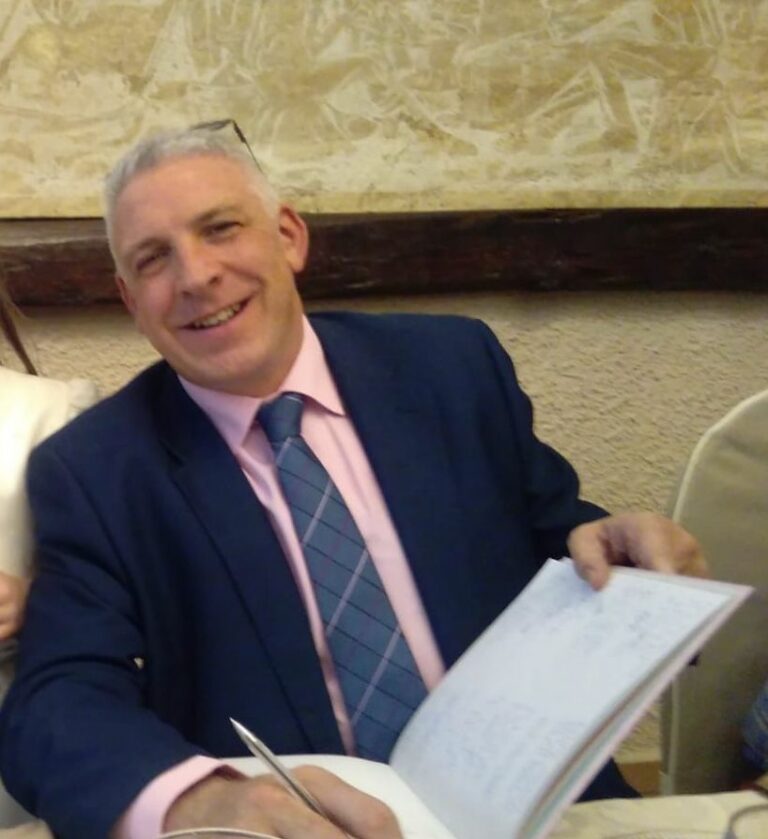 El profesor-tutor de la UNED de Ciudad Real Francisco Javier Sánchez-Verdejo, galardonado con un premio internacional por su método educativo