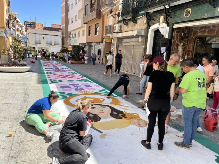 Puertollano presume de tres magníficas obras de arte al paso de la Virgen de Gracia