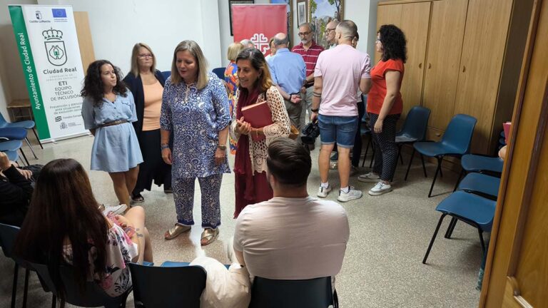 Ciudad Real: La concejalía de Servicios Sociales inicia con Cáritas un curso de competencias básicas