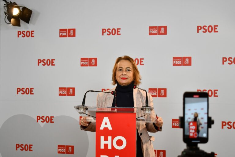 Manuela Casado: “En el ayuntamiento de Almadén se está ocultando información y no hay transparencia, hay cosas raras”