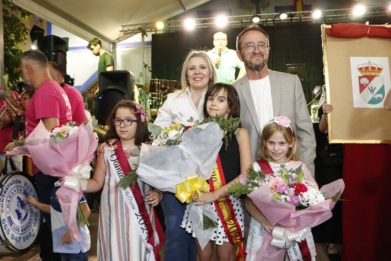 Brazatortas inauguró anoche sus populosas celebraciones en honor al Cristo de Orense