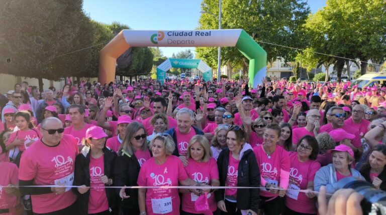 La “marea rosa” vuelve a inundar las calles de Ciudad Real