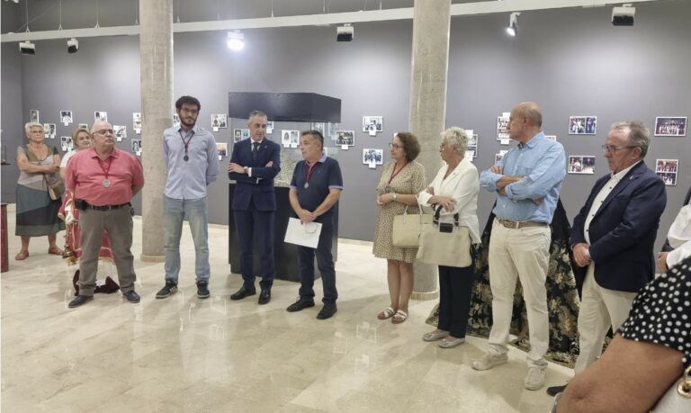 Puertollano: Inaugurada en el Museo Cristina García Rodero la exposición del 80 Aniversario de Nuestra Señora de la Soledad