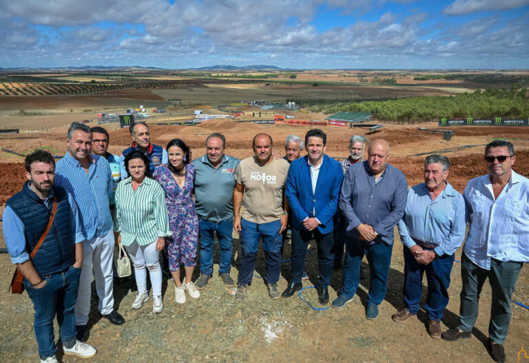 Valverde destaca la inversión de la Diputación de más de 80.000 euros para habilitar los accesos al circuito de motocross de Cózar que acogerá el Campeonato del Mundo de MXGP