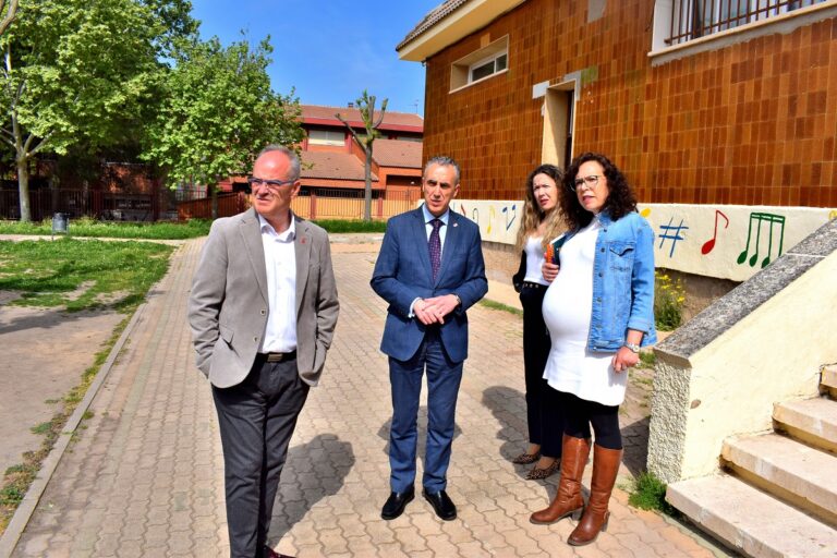 El Ayuntamiento de Puertollano ha acometido diversos trabajos de mantenimiento y mejora de los centros educativos