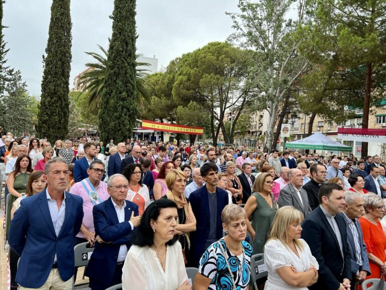 Puertollano honra a la Virgen de Gracia en una emocionante y multitudinaria ofrenda floral