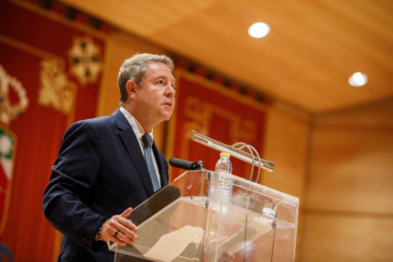 García-Page anuncia 159 nuevos profesores para la UCLM gracias al convenio que, dotado con 25 millones de euros, firmará con la institución académica y el Ministerio